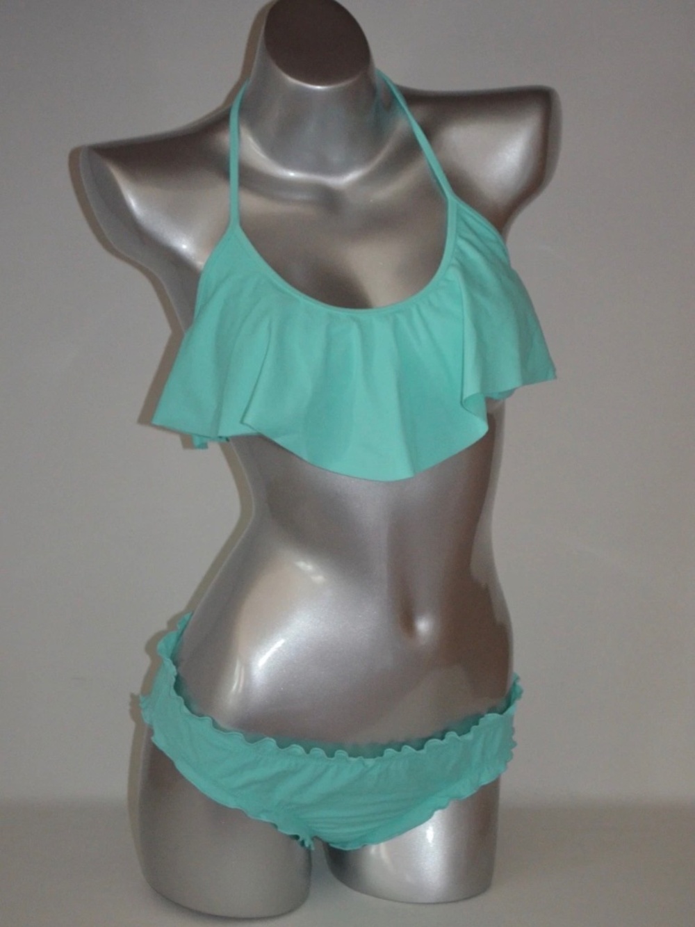 Brand New Victoria’s Secret Bikini Set, XS Top/ Medium Bottoms